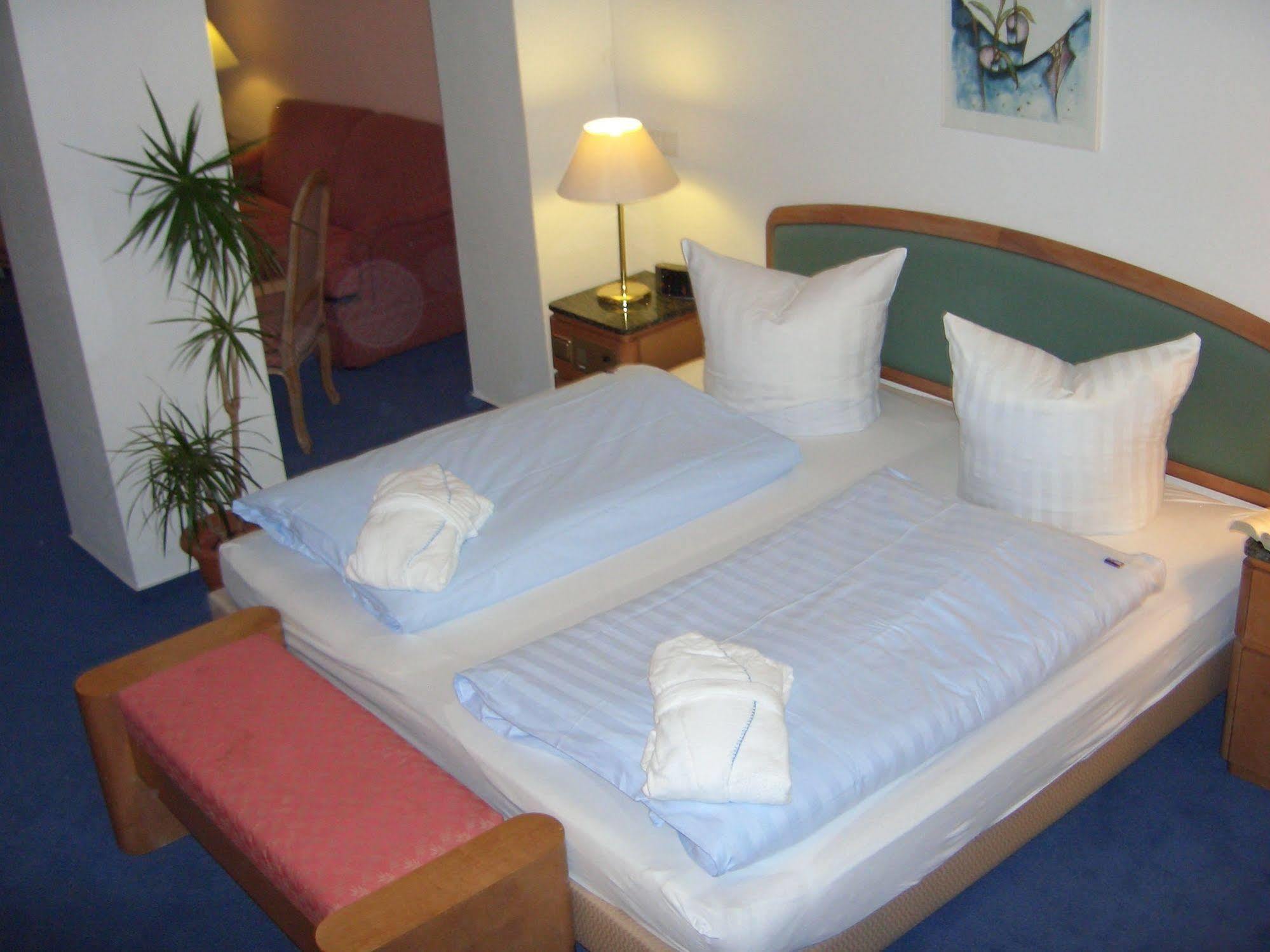 Hotel Belvedere Rostock Exterior photo
